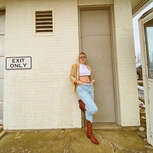 Meet your Posher, Gabrielle